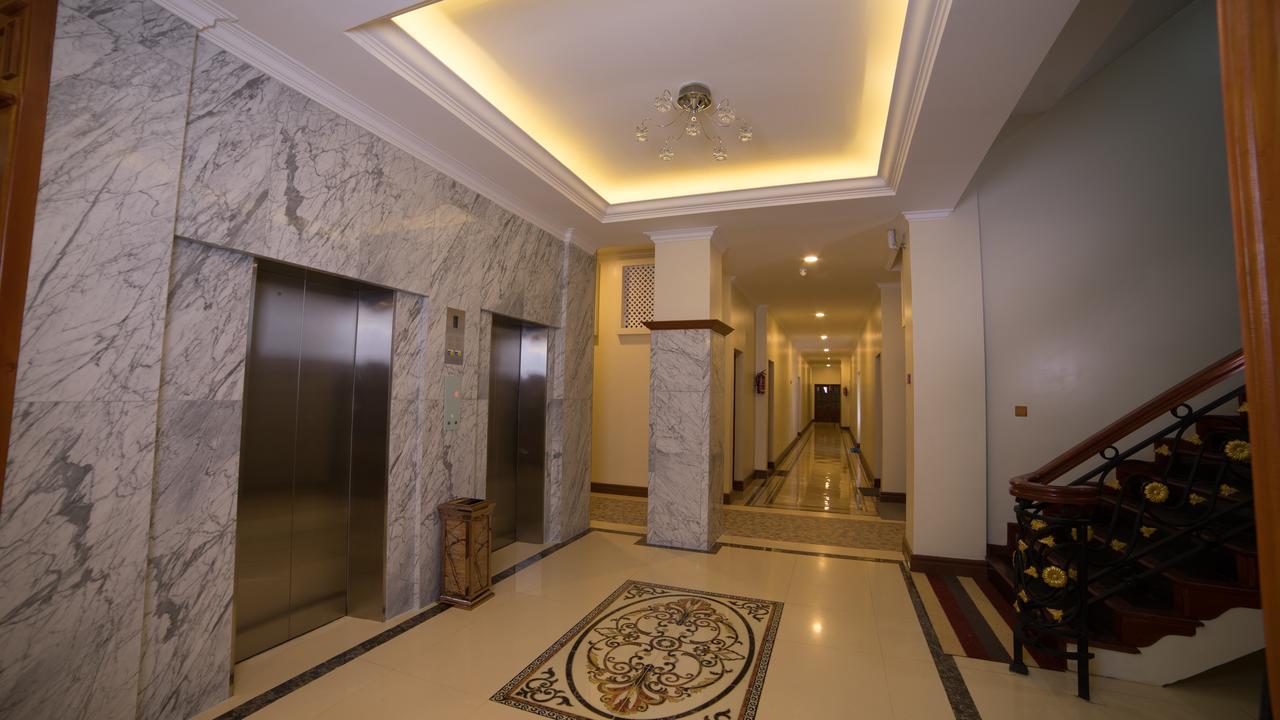 Win Unity Hotel Mandalay Esterno foto