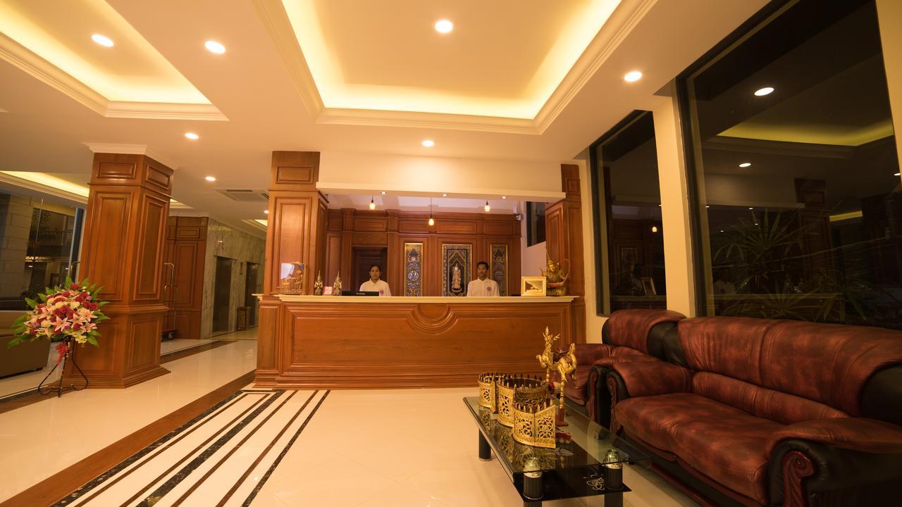 Win Unity Hotel Mandalay Esterno foto