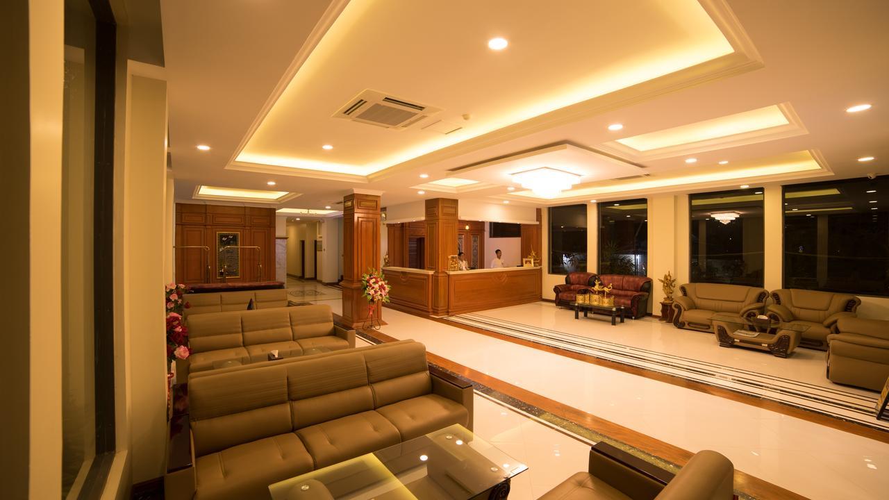 Win Unity Hotel Mandalay Esterno foto