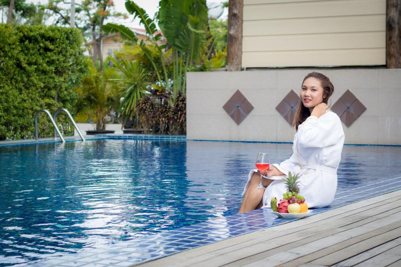 Win Unity Hotel Mandalay Esterno foto